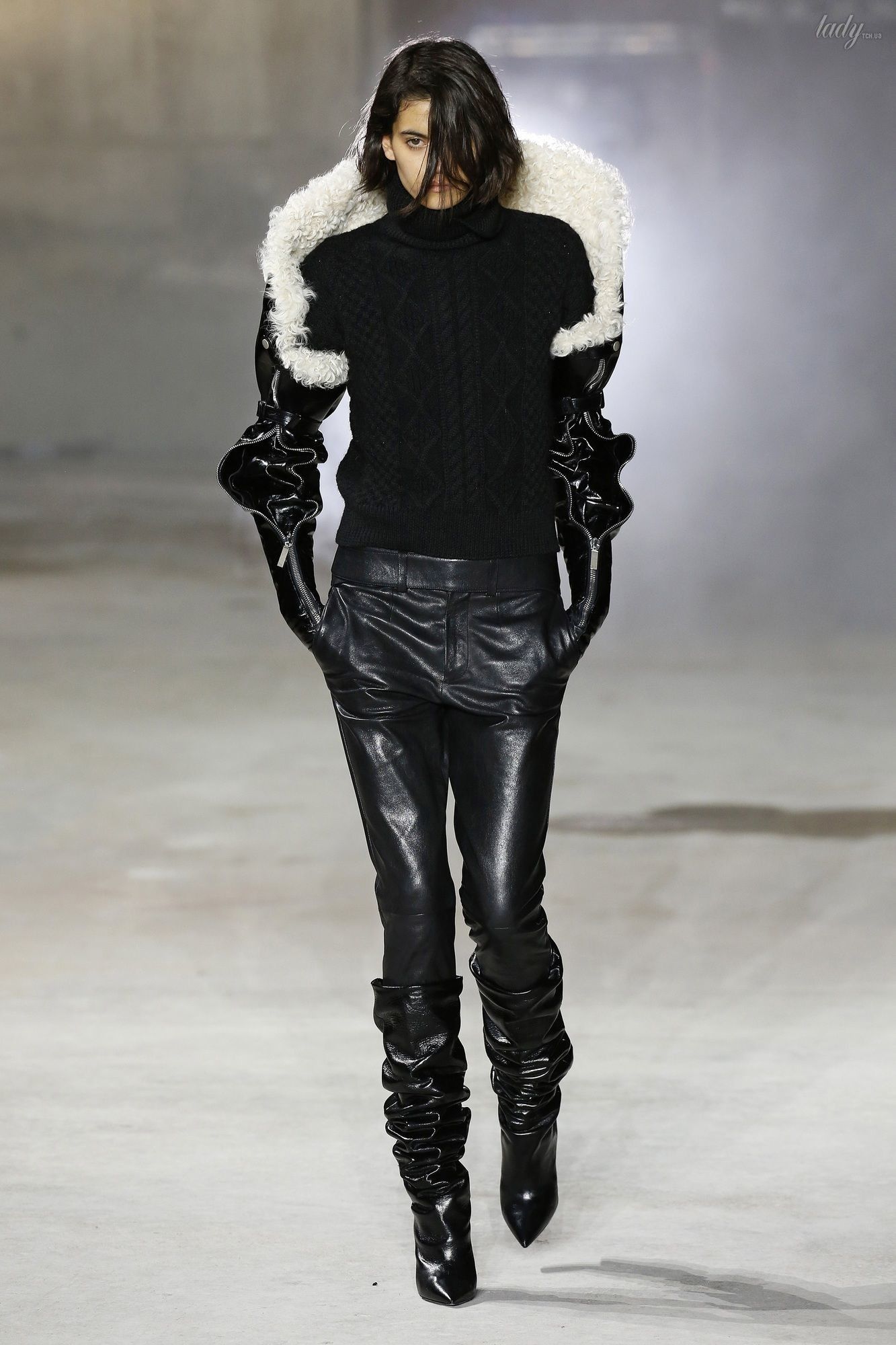 Коллекция Saint Laurent прет-а-порте сезона осень-зима 2017-2018_6