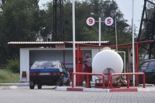 Антимонопольний комітет розпочав позапланові перевірки через дорогий автогаз