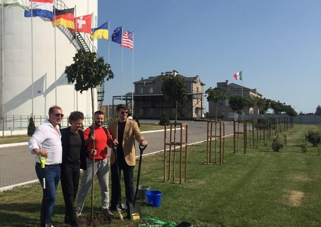 Фернандо Ромеро відвідав завод Allseeds в Южному_2