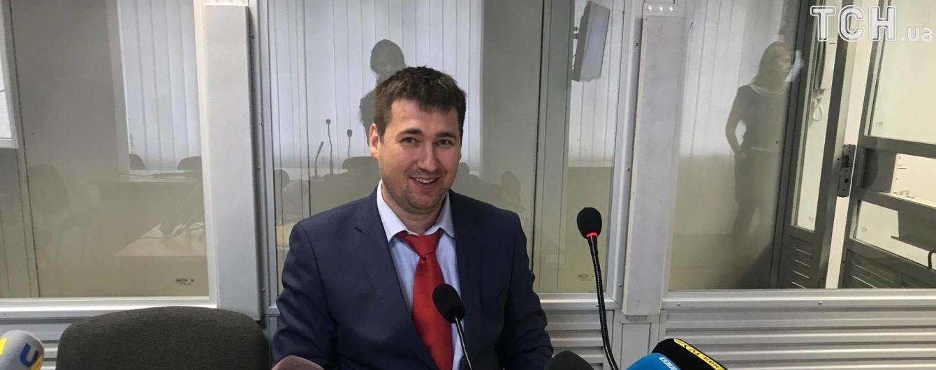 Новый адвокат Януковича будет просить три месяца для ознакомления с делом