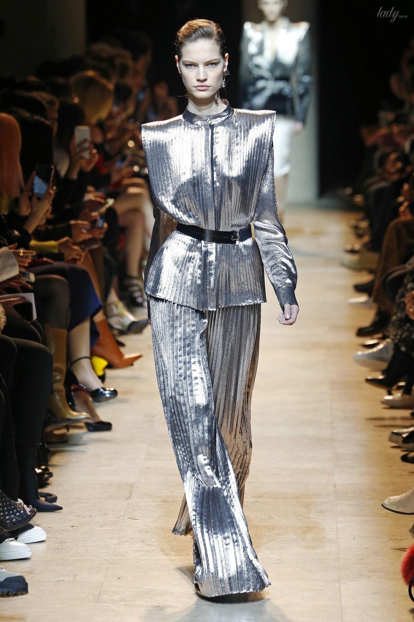 Коллекция Mugler прет-а-порте сезона осень-зима 2017-2018_34
