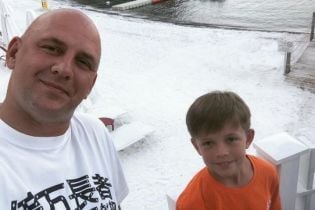 Потап поділився архівним фото крихітного сина