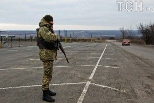 Украина временно закрыла пункт пропуска "Майорское" из-за действий боевиков