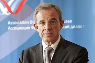 Пособники агрессора: в оккупированный Крым прибыли французские политики наблюдать за "выборами"