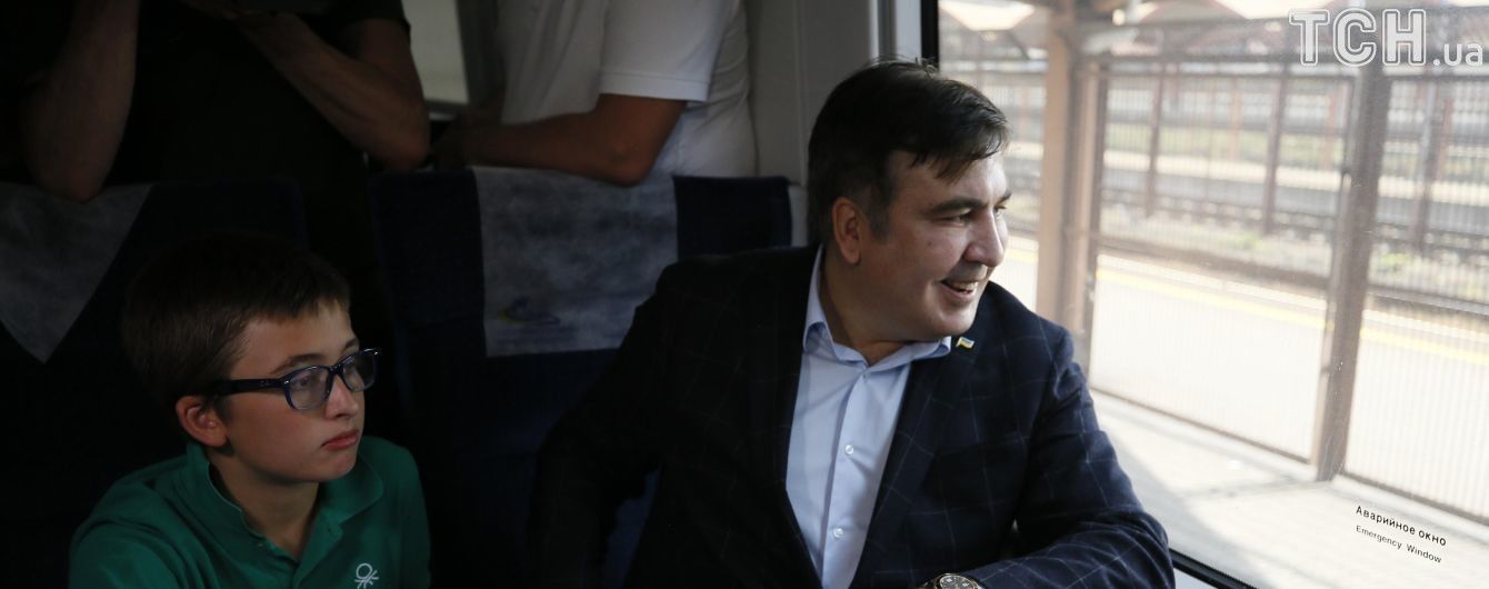 Саакашвили прорвался в Украину: читайте самое главное в текстовом онлайне