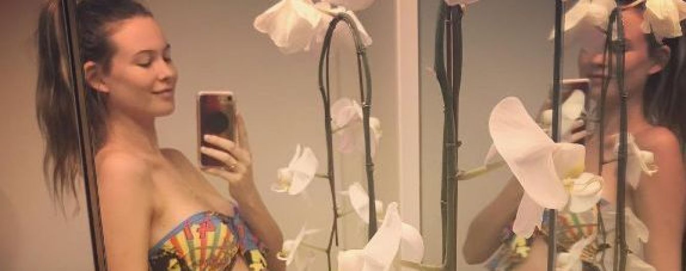 "Ангел" Victoria's Secret Бехати Принслу беременна вторым ребенком