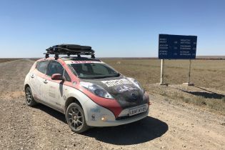 Шотландцы завершили трансконтинентальный пробег на Nissan Leaf