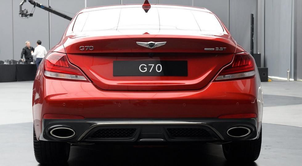 Genesis G70