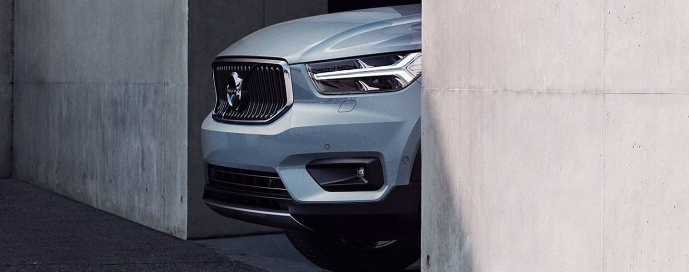 Volvo опубликовал изображения нового компактного кроссовера