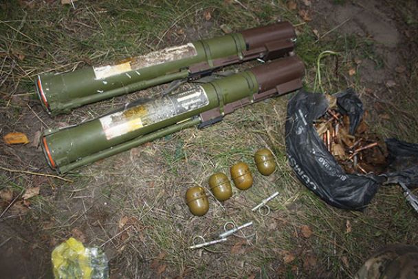 У Полтавській області поліція знайшла схованку із протитанковими гранатометами