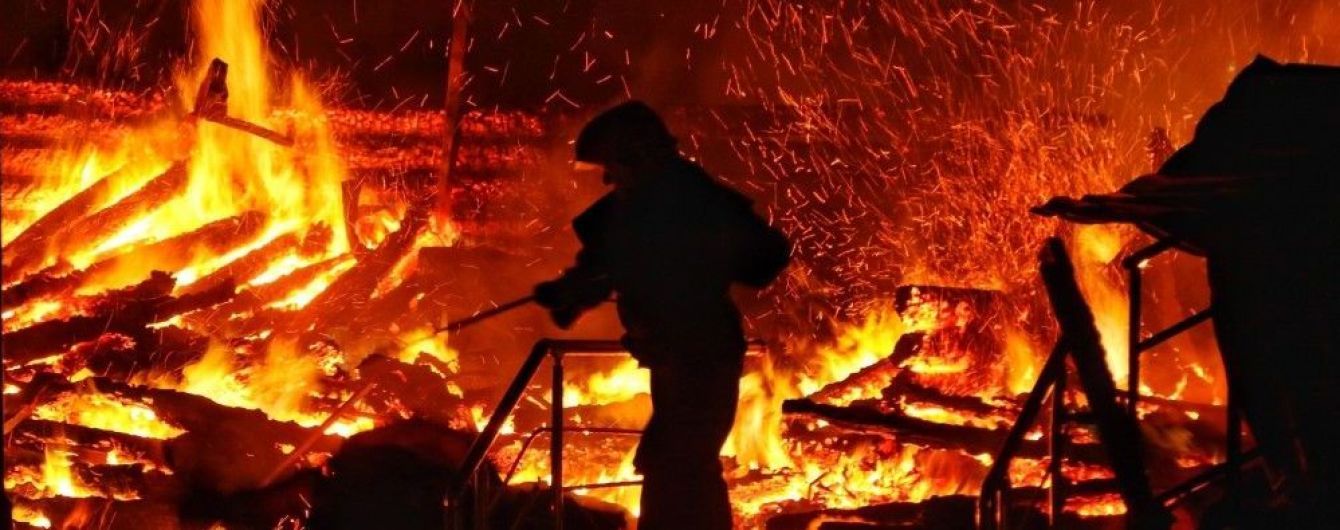 У поліції розповіли про проблеми при гасінні пожежі в дитячому таборі в Одесі