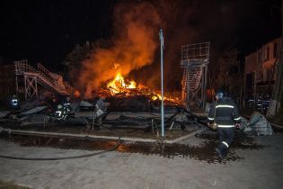 В Одесі ідентифікували тіла трьох дівчаток, загиблих під час жахливої пожежі в таборі