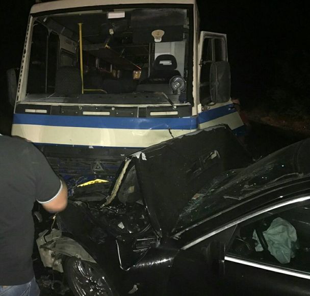На трассе под Одессой пьяный водитель на BMW въехал в маршрутку с пассажирами