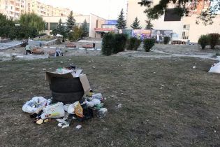 Купи сміття та знищені клумби. Мешканці Обухова відсвяткували 655-ту річницю заснування міста