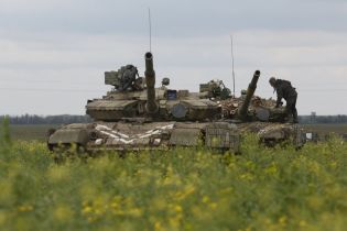 Боевики в зоне АТО ранили двух украинских военных