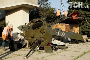 Главари "ЛНР" ищут украинскую ДРГ" после взрыва памятника. Обнародовано фото взрыва