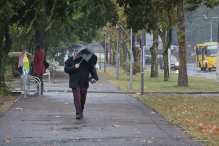 Україну поступово затягують дощі. Прогноз погоди на 20 вересня