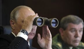 Путін з біноклем і політ білоруських винищувачів. Reuters показало фото навчань "Захід-2017"