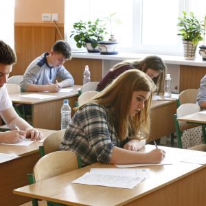 Стали известны сроки регистрации и проведения ВНО-2018