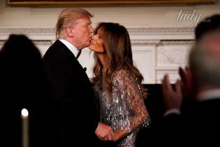 Три страстных поцелуя Дональда и Мелании Трамп