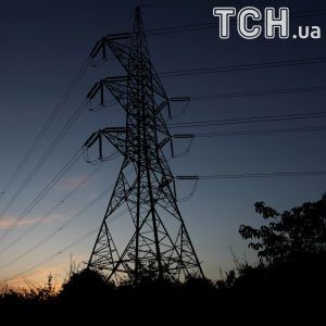 В Украине мощная непогода оставила более сотни населенных пунктов без света