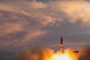Иран испытал новую баллистическую ракету, которая способна нести несколько боеголовок