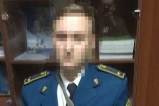 У Херсоні на хабарі погорів головний інспектор митного поста