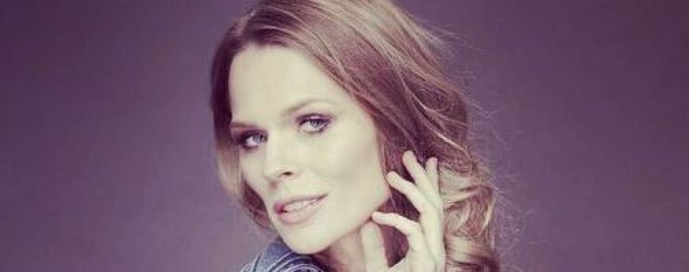 В боди и леопардовом пальто: Оля Фреймут продемонстрировала соблазнительный образ