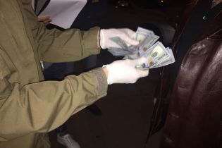 Офицер Генштаба ВСУ попался на взятке в 3 тысячи долларов