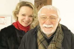 Молодая жена Джигарханяна переписала на себя все имущество звезды – друг актера