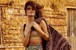 Стильная, яркая, мокрая: Изабели Фонтана в новой фотосессии для Vogue