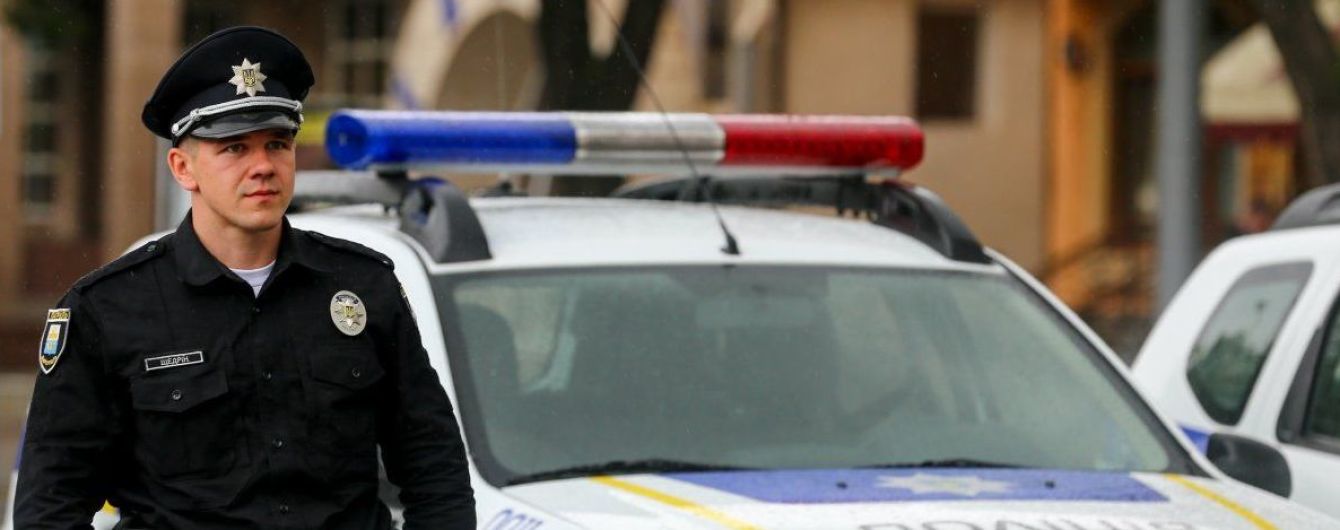 У Києві на Подолі водій ВАЗа влаштував п’яні перегони із патрульними