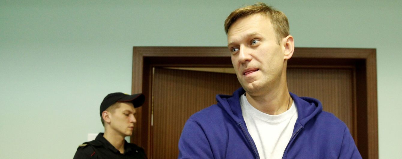 Суд отказался принять иск Навального к Путину