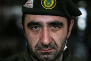 У Запоріжжі на Майдані героїв прощаються з вбитим в АТО "Гюрзою-2"