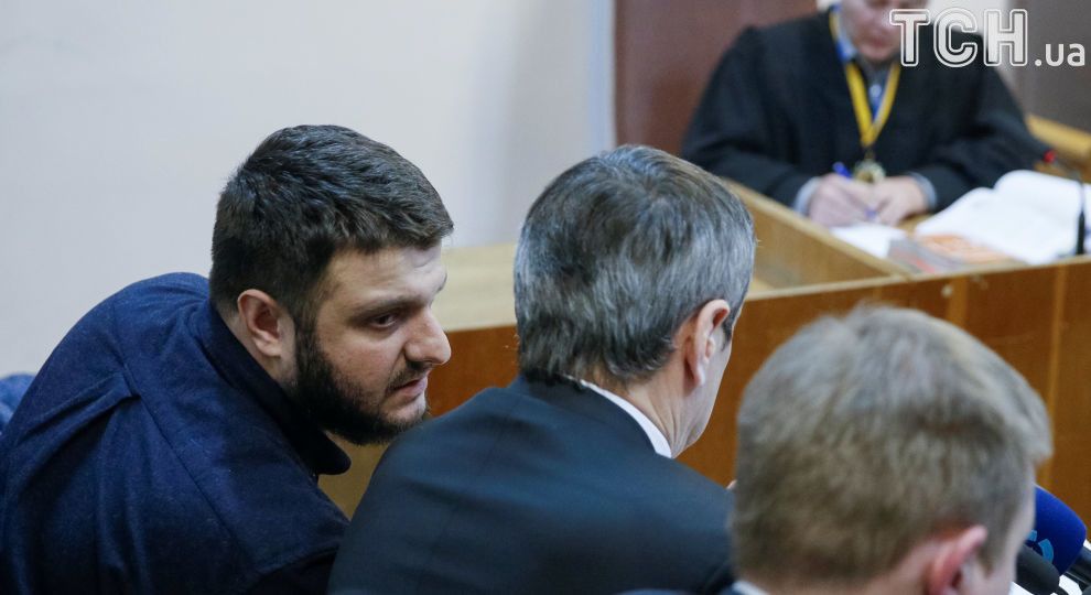 Суд окончательно снял арест с недвижимости сына Авакова