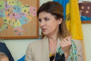 Один пиджак и два разных ожерелья: Марина Порошенко во Львове