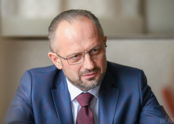 Почему США тормозят поставки оружия Украине: эксперт объяснил