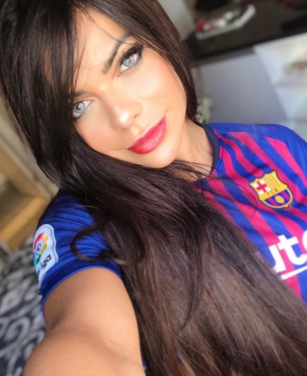  / © instagram.com/suzycortezoficial
