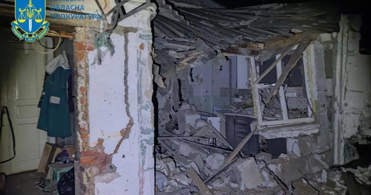 Наслідки обстрілу в місті Середина-Буда