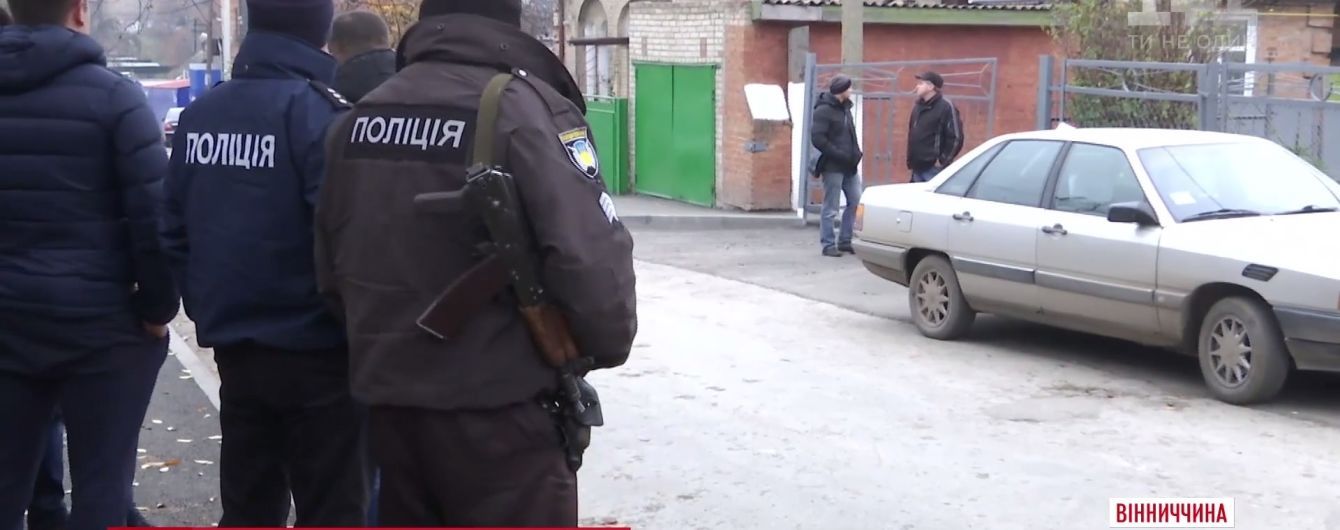 На Винниччине женщина выбила глаз полицейскому, который защитил ее от избиения
