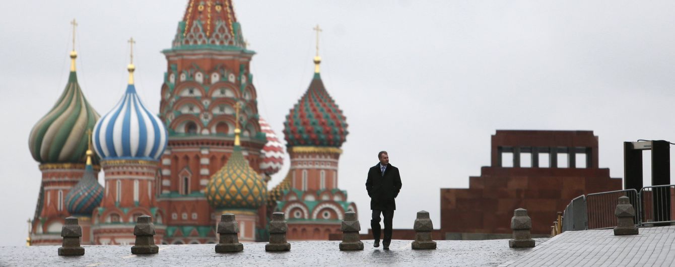 "Не имеет значения, кем он себя не признает". В Кремле намекнули, почему не обменивают Сенцова