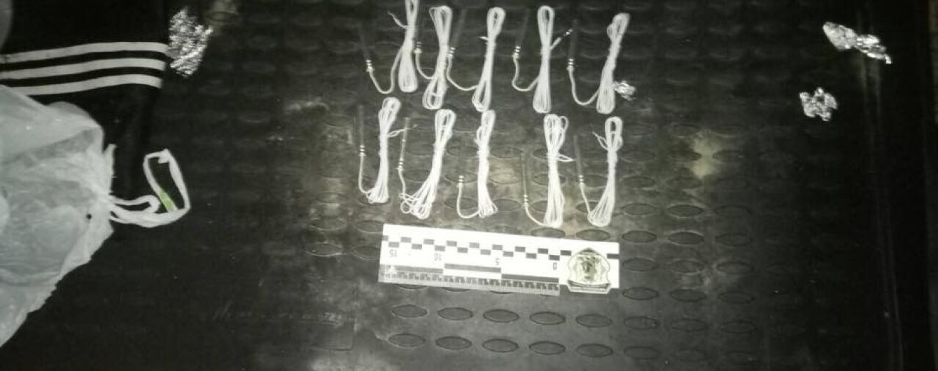 Затримані у Києві із 6 кг вибухівки закарпатці відмовляються спілкуватися зі слідчими