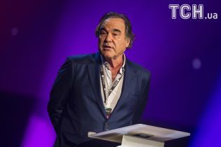 Оскароносный режиссер Оливер Стоун ответил на обвинения в сексуальных домогательствах