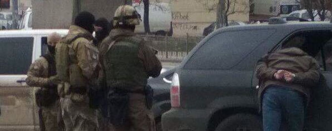 У Києві посеред дня невідомі викрали ветерана батальйону "Донбас" - активісти