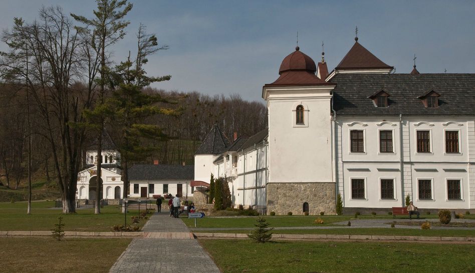 Унів, Унівська лавра