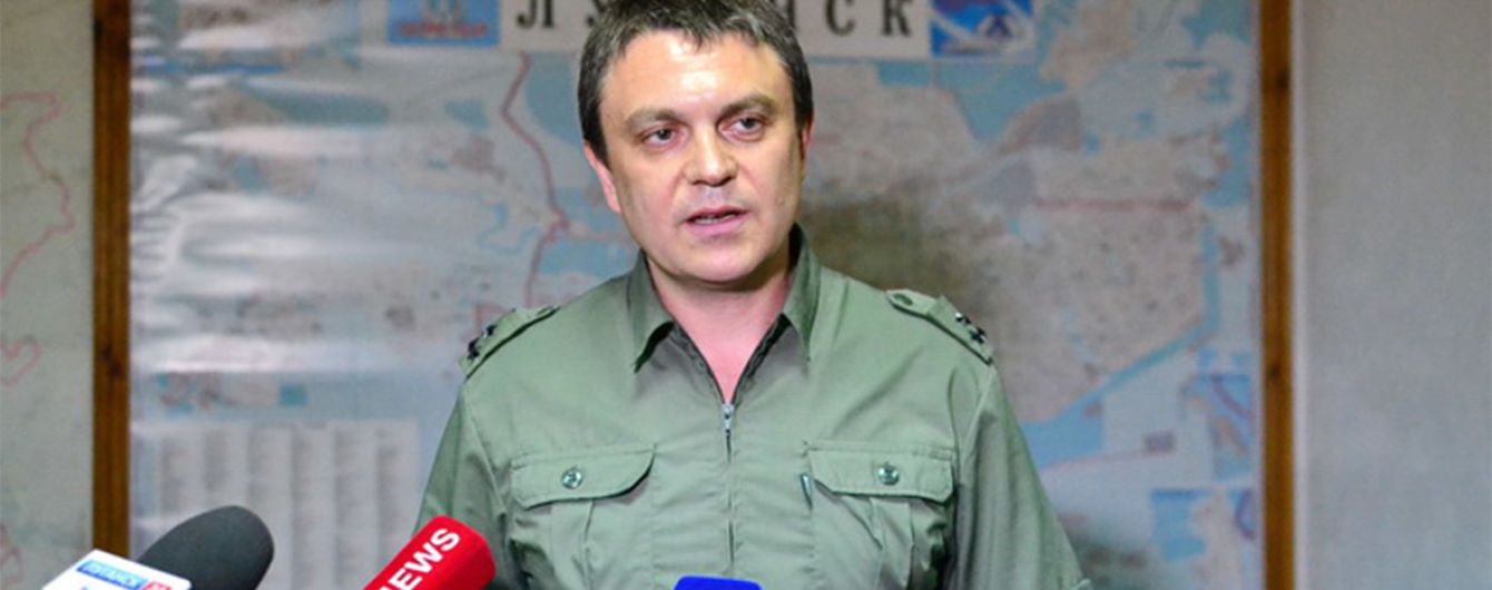 Главарь боевиков "ЛНР" Плотницкий подал в отставку. На его место уже нашли замену