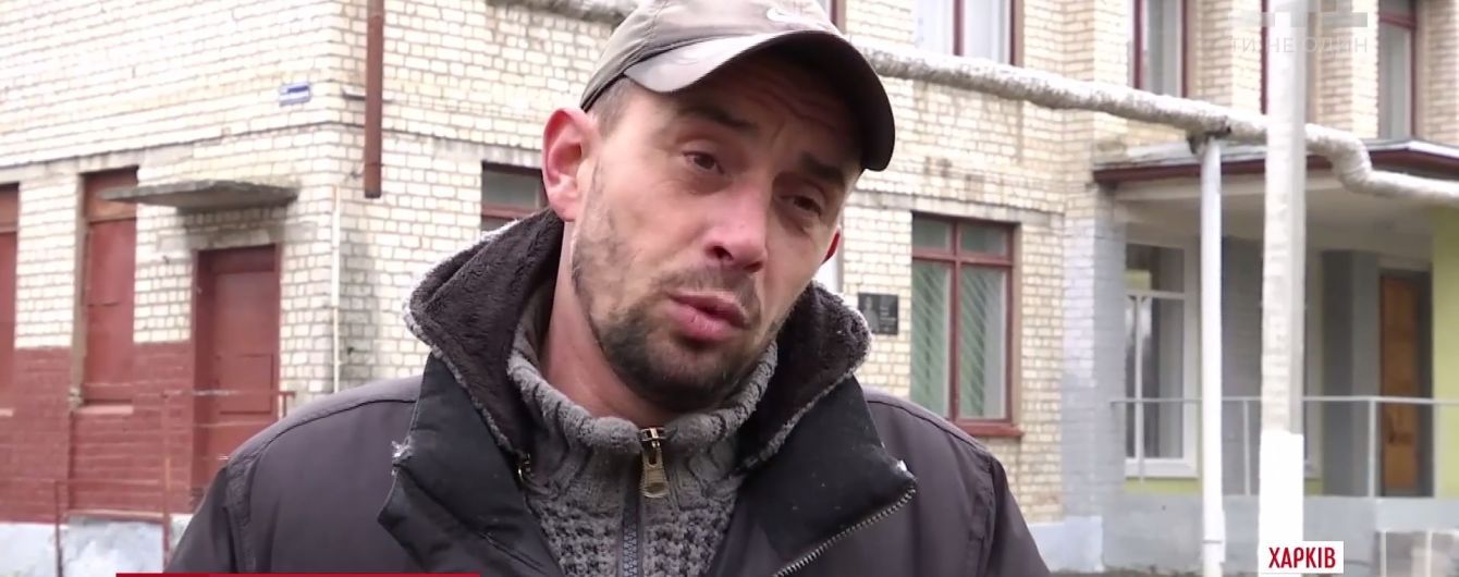 У Харкові випадковий перехожий виніс із охопленої вогнем хати немовля
