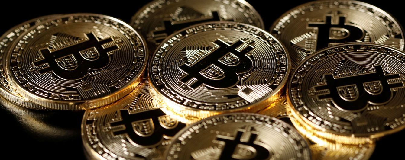 Біткоїн почав щодня дорожчати на понад 10%. Що це може означати