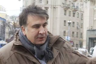 Саакашвили вышел из VIP-терминала аэропорта Варшавы и назвал действия украинских силовиков "похищением"
