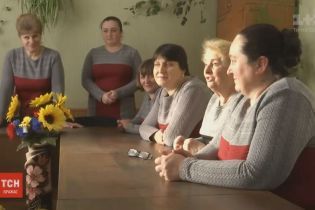 На Винниччине преподаватели одной из школ ввели для себя униформу